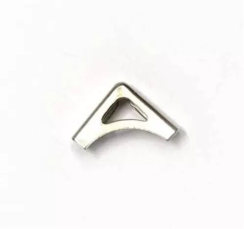 2 Coins m�tal d�coup�s - argent