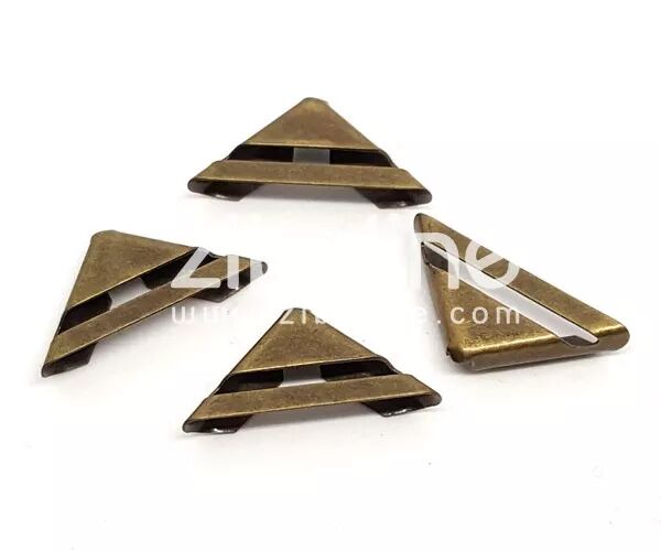4 coins - Ajour�s ray�s Bronze