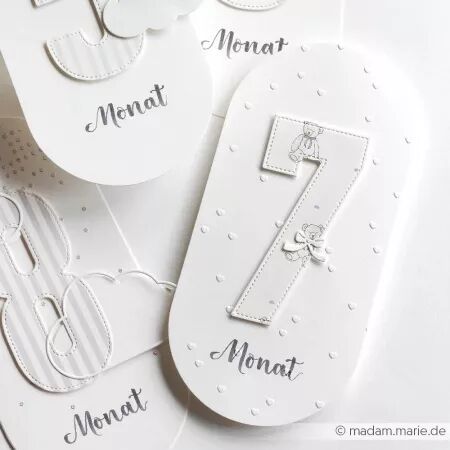 Classeur de gaufrage - Pluie de petits c�urs