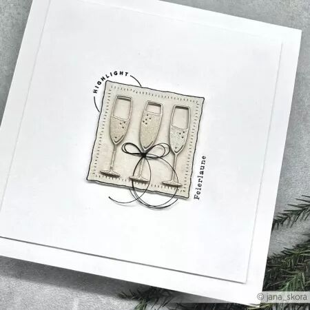 Die - Champagne set - Alexandra Renke