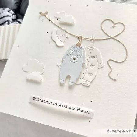 Die - D&eacute;fil&eacute; de grenouill&egrave;res - Alexandra Renke