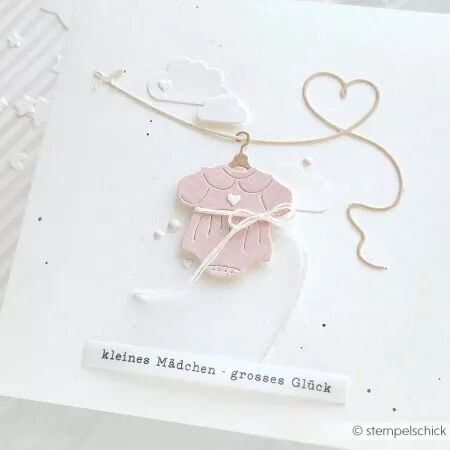 Die - D&eacute;fil&eacute; de grenouill&egrave;res - Alexandra Renke