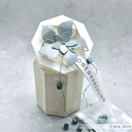 Die - Folding magic flower 1 - Alexandra Renke