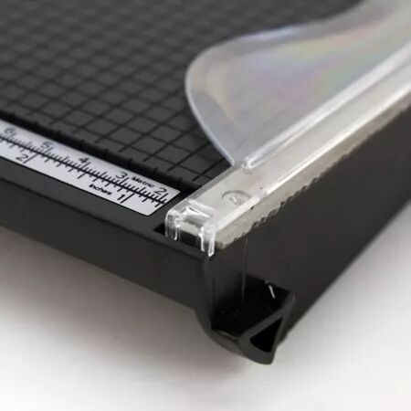 Guillotine Bord d&eacute;chir&eacute; - lame 22 cm
