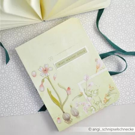 Papier Composition florale de jardin vert-jaune - Alexandra Renke