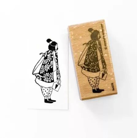 Tampon bois - enfant et thé - Alexandra Renke