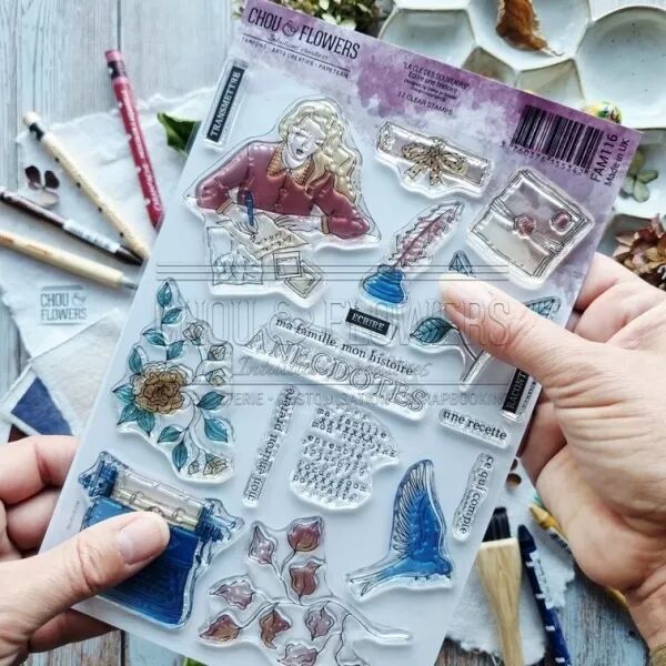 Tampon clear A5 FAM116 ECRIRE UNE HISTOIRE - la cl� des souvenirs - Chou and Flowers